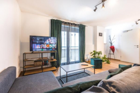 BRIGHT - Double Apartment 3 BR - 2 Kitchen - Parking